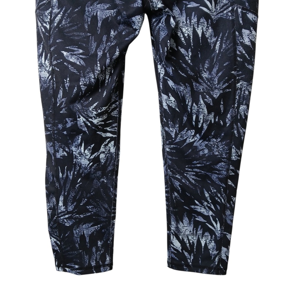 Gaiam Yoga Leggings Medium Black Gray Abstract Leaf Floral Crop Workout Athletic - Picture 8 of 16